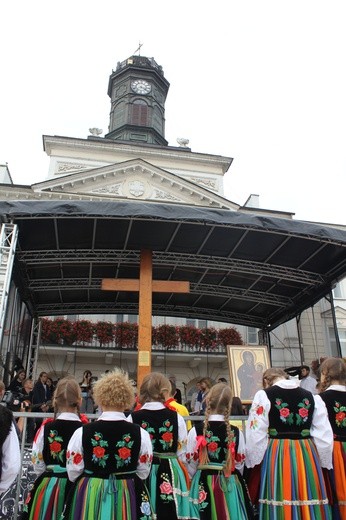 Znaki ŚDM w Płocku - Stary Rynek