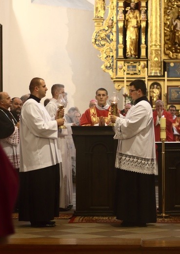 Nowy Staw - instalacja kanoników