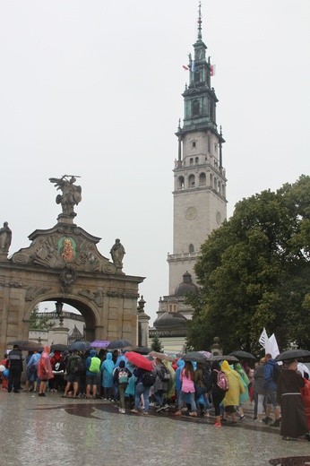 Pielgrzymka 2019. Wejście na Jasną Górę - część II