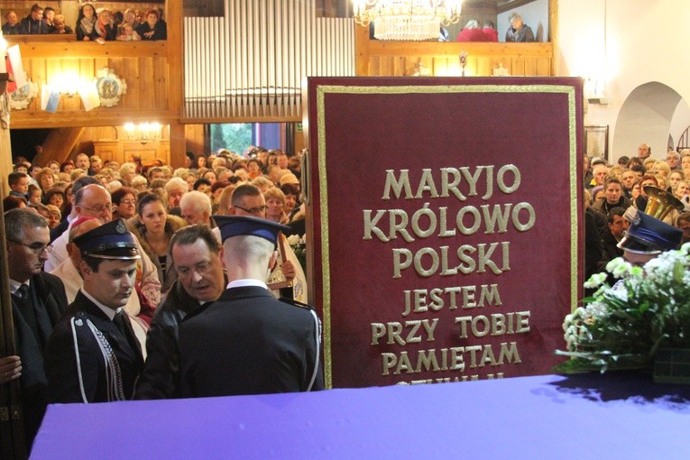 Kraszewo. Nawiedzenie w parafii św. Zygmunta