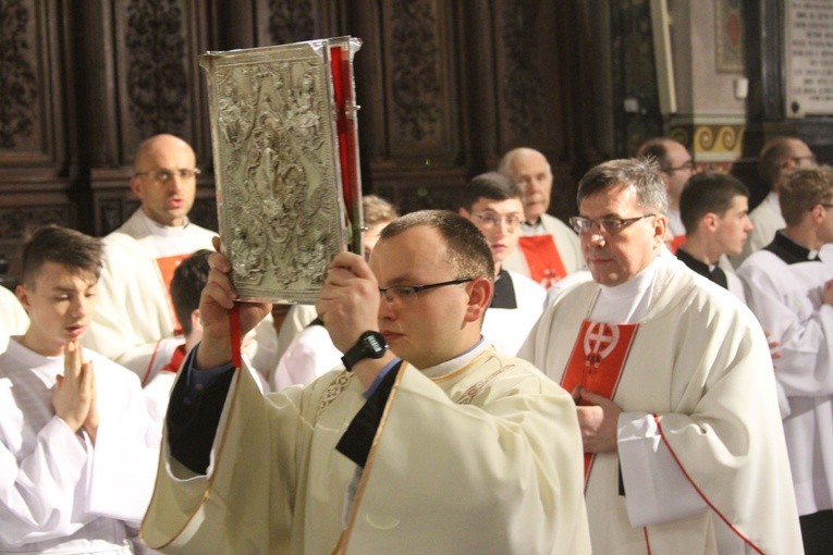 22 lutego w płockiej katedrze. Cz. 1