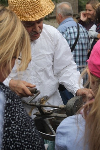 Miodobranie w Skansenie 2019