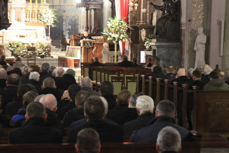 Płock. Spotkanie bp. Szymona z księżmi