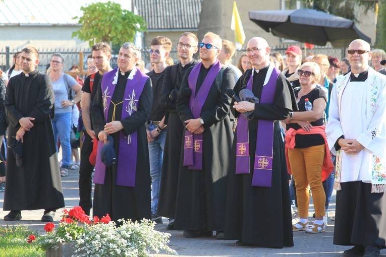 Skępe. Początek odpustu - cz. 1