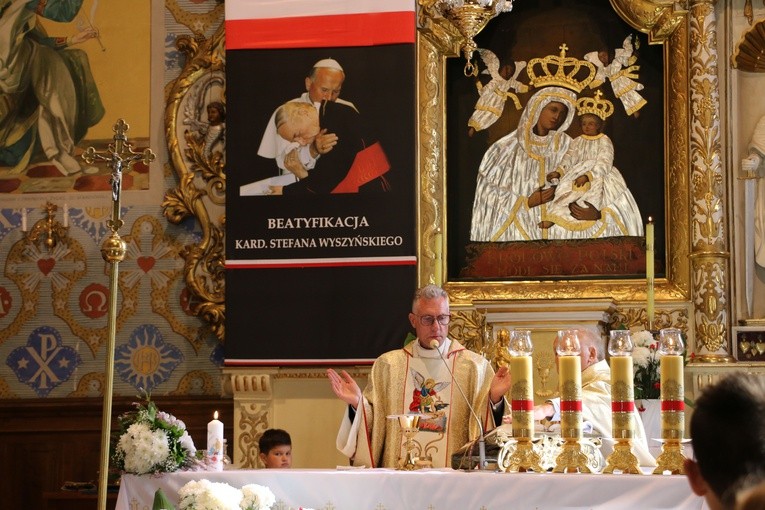 Uroczystości w SP im. Kardynała Stefana Wyszyńskiego w Siedlinie