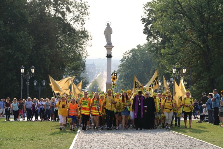 Pielgrzymka 2018. Wejście na Jasną Górę. cz.1