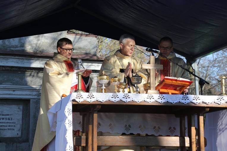 Płock. Uroczystość Wszystkich Świętych