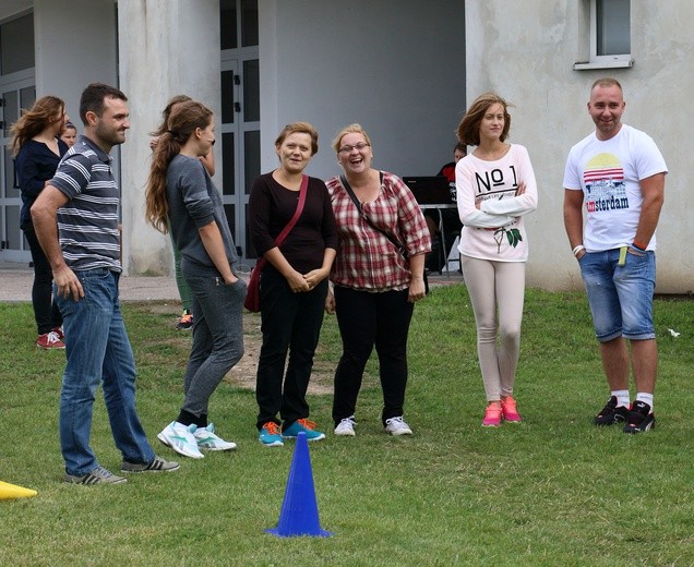 Festyn w parafii św. Urszuli Ledóchowskiej 
