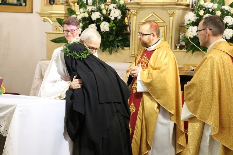 Śluby wieczyste u benedyktynek w Sierpcu