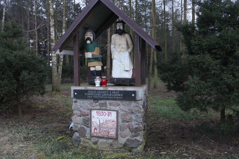 Droga Krzyżowa w Głogowcu
