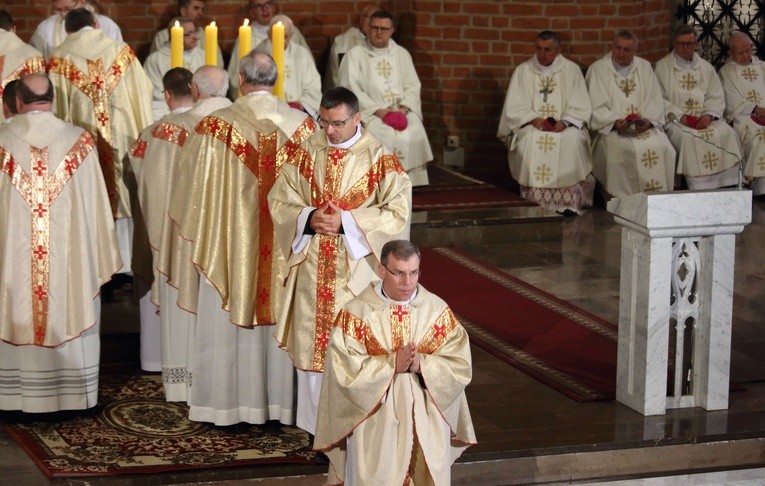Święcenia biskupie ks. Wojciecha Skibickiego cz. III