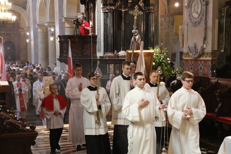 Płock. Obchody 100. rocznicy chrztu św. Jana Pawła II