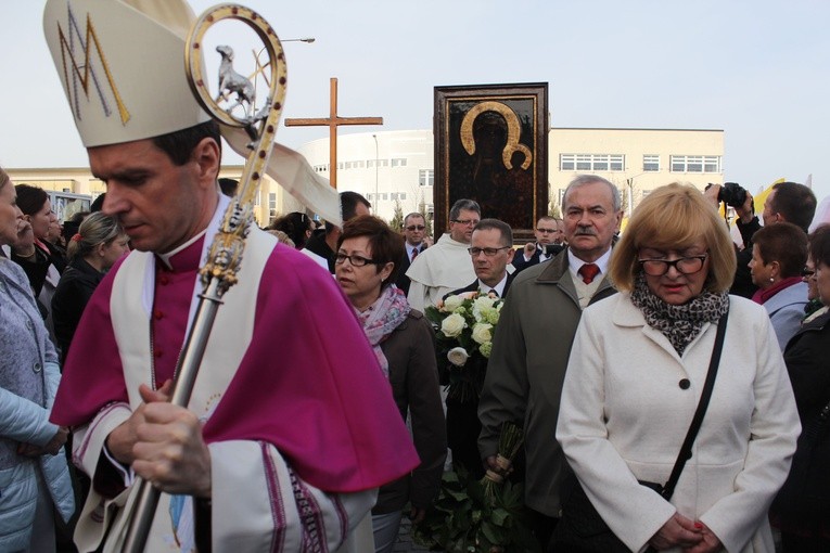Płock. Nawiedzenie w parafii św. Krzyża