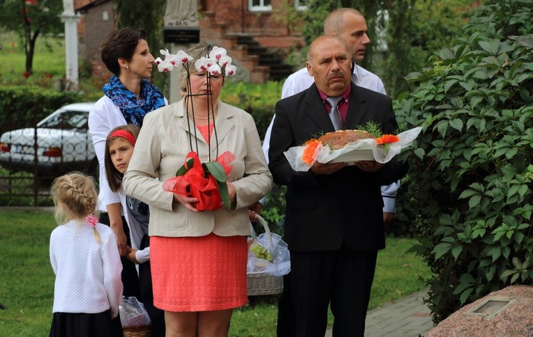 Dożynki diecezjalne w Zielonce Pasłęckiej