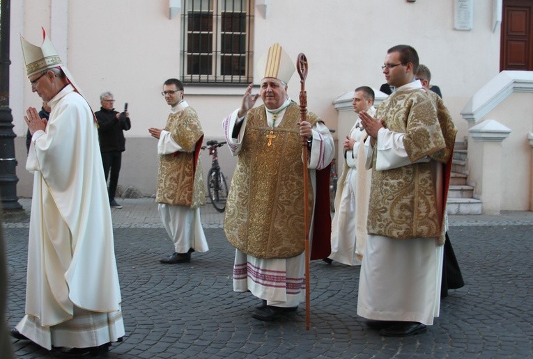 Episkopat w Płocku. Msza w katedrze