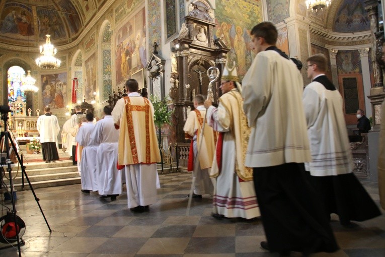 Święcenia diakonatu w Płocku. Część I