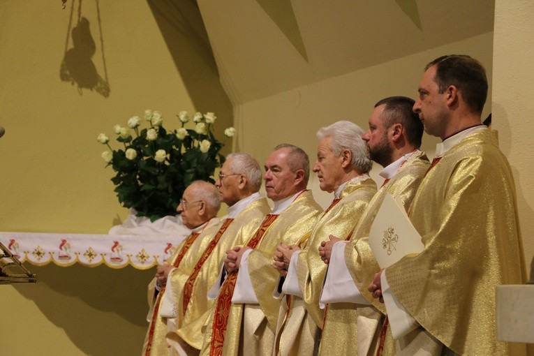 Ciechanów. Jubileusz parafii św. Piotra Apostoła