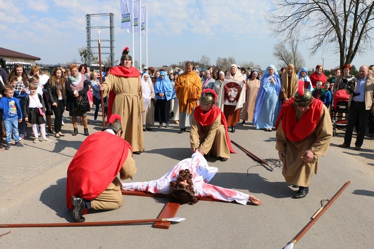 Droga Krzyżowa w Bogatem