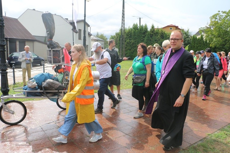 Gostynin. Pielgrzymka na Jasną Górę 2023 - obiad