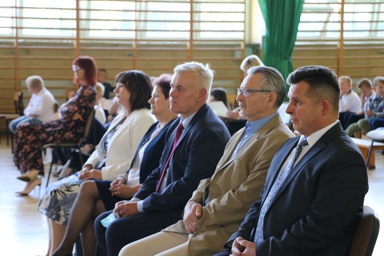 Uroczystości w SP im. Kardynała Stefana Wyszyńskiego w Siedlinie