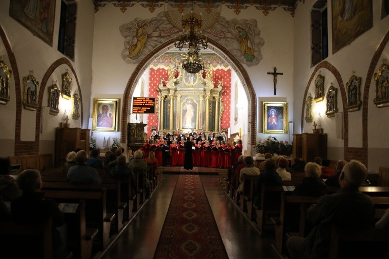 Ciechanów. Festiwal Muzyki Sakralnej (dzień 2)