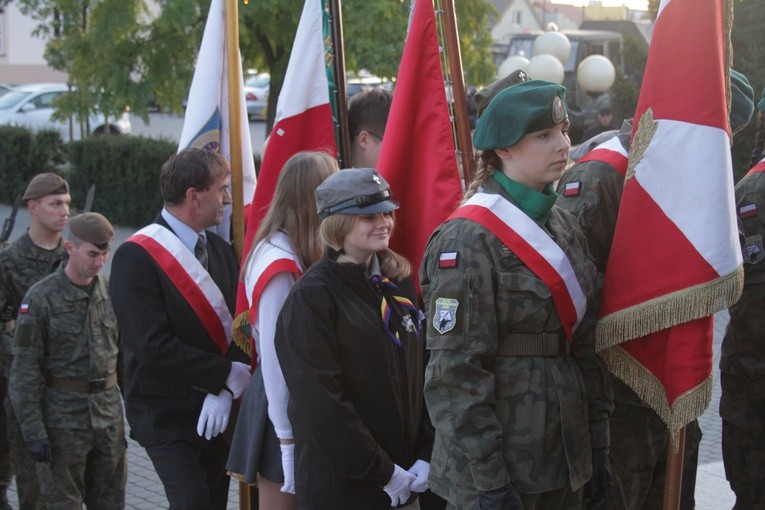 Płock. Odsłonięcie tablicy upamiętniającej Witolda Pileckiego