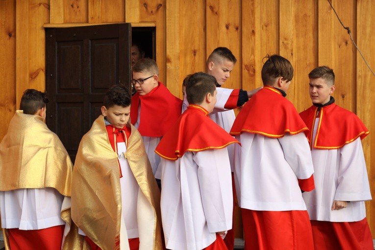 Rekonsekracja kościoła w Kucicach