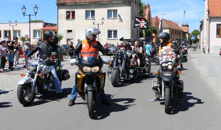 Motocykliści opanowali Tolkmicko
