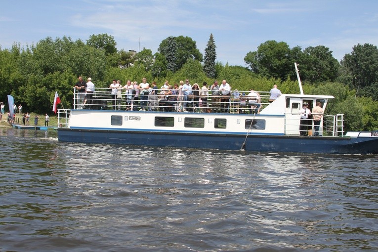 Wiślana procesja eucharystyczna. Cz. 1