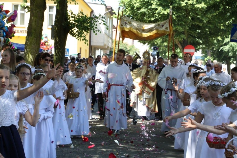 Maków Mazowiecki. Boże Ciało w parafii św. Józefa