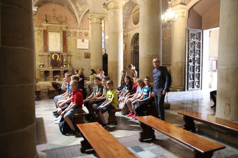 Płock. Święcenia kapłańskie - cz. 1