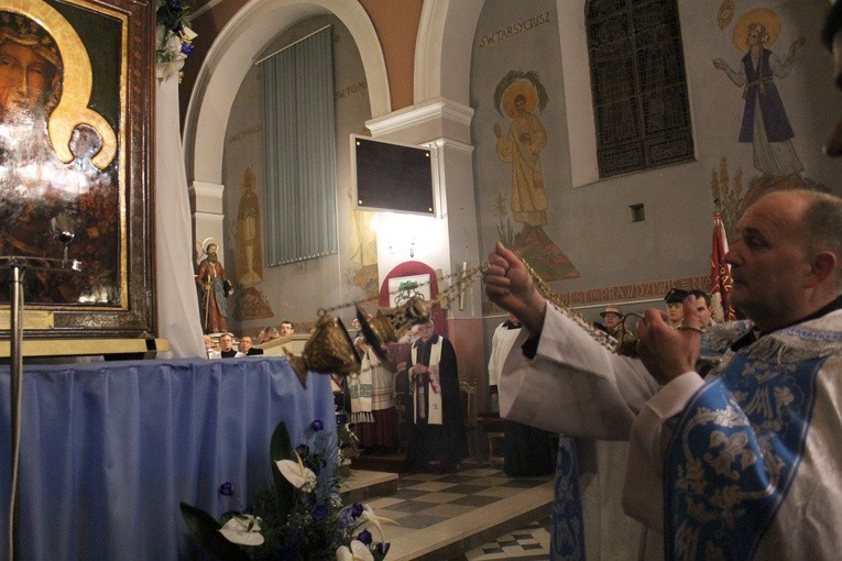 Pomiechowo I. Nawiedzenie w parafii św. Anny