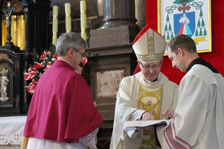 Inauguracja Kapituły św. Michała w Płocku - cz. 2