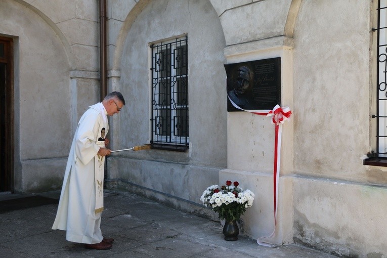 Czerwińsk n. Wisłą. Odsłonięcie tablicy upamiętniającej bł. ks. Józefa Kowalskiego