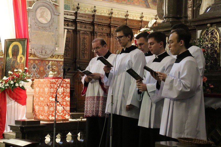 Płock. Nieszpory o św. Zygmuncie