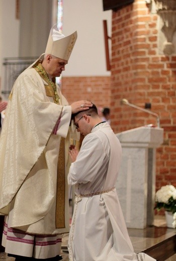 Święcenia diakonatu w elbląskiej katedrze