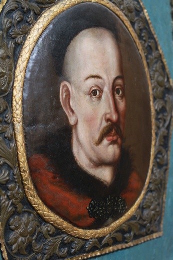 Zabytkowy kościół w Szczawinie Kościelnym