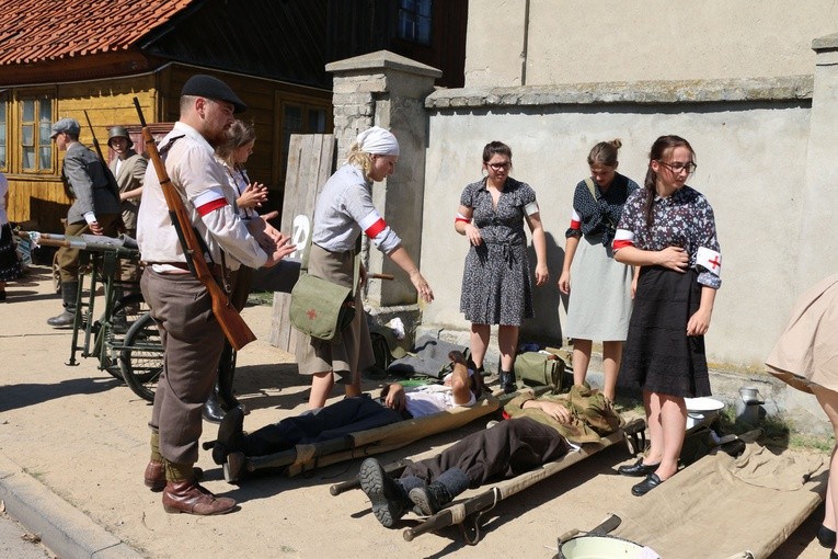 Rekonstrukcja powstania '44 w Raciążu