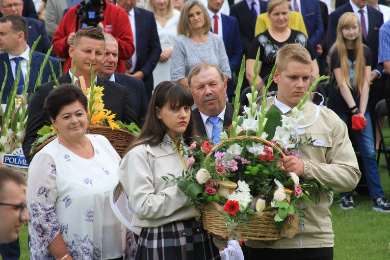 Karniewo. Dożynki diecezjalne cz. 2