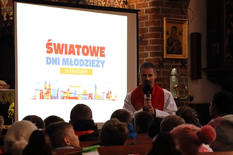 Symbole ŚDM - Parafia św. Jakuba, Tolkmicko