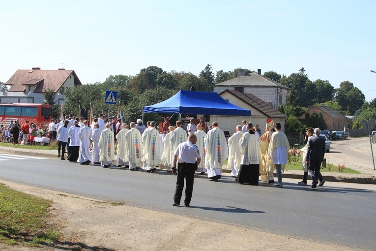 Bogurzyn. Upamiętnienie ks. Władysława Skierkowskiego