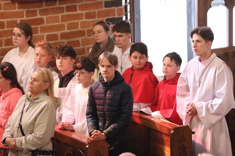 Msza Krzyżma w katedrze elbląskiej cz. 2