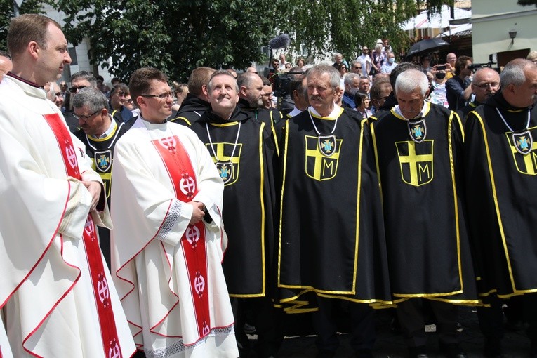Płock. Poświęcenie mozaiki w oknie papieskim