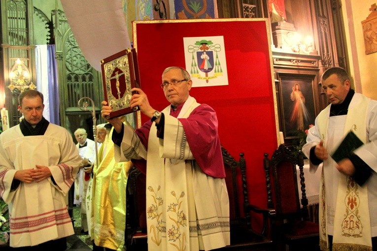 Niedzbórz. Nawiedzenie w parafii św. Mikołaja