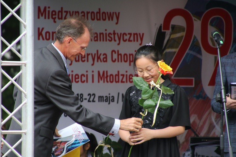 Szafarnia. Finał konkursu pianistycznego
