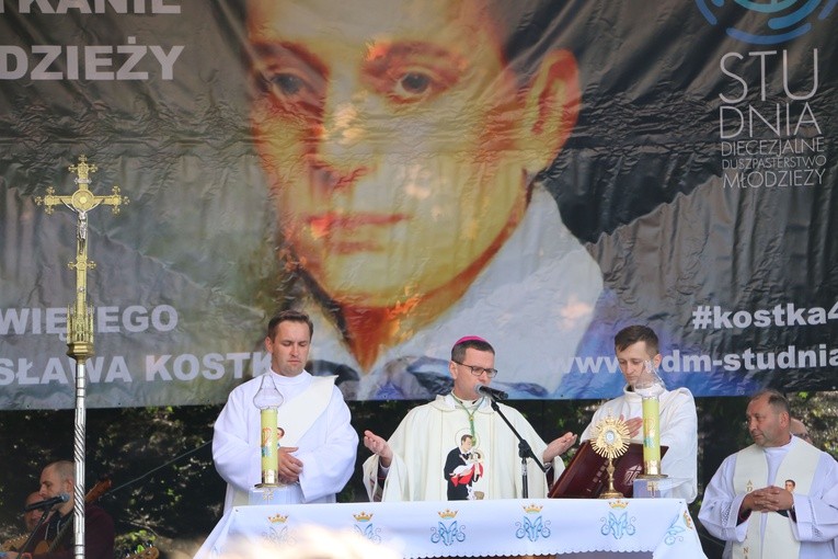 Rostkowo. Pielgrzymka dzieci (część II)