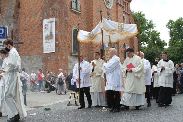 Płock. Boże Ciało w katedrze