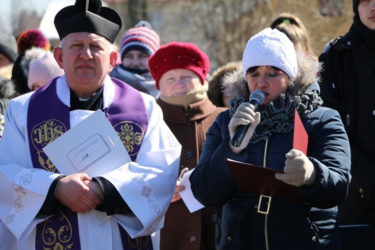 Droga Krzyżowa w Bogatem