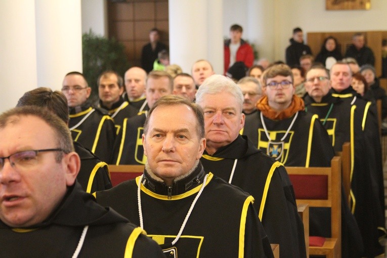 Pułtusk. Powołanie chorągwi Zakonu Rycerzy Jana Pawła II
