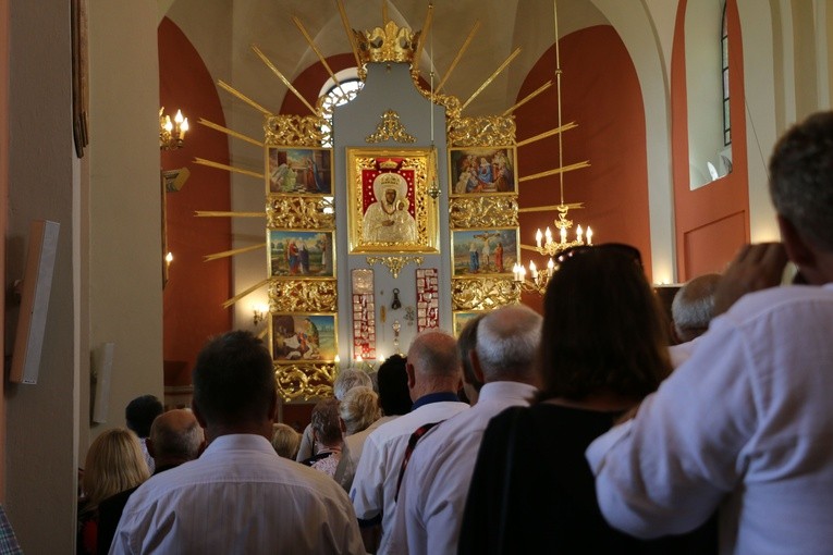 Koronacja w Smardzewie. Część I